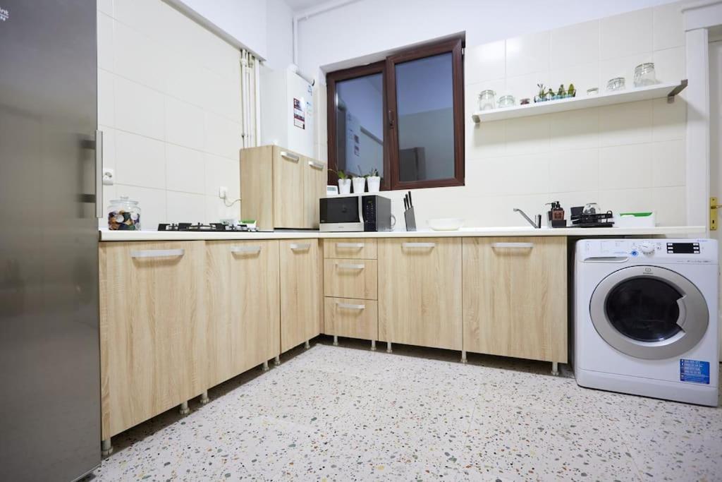Caragiale Apartment Boekarest Buitenkant foto