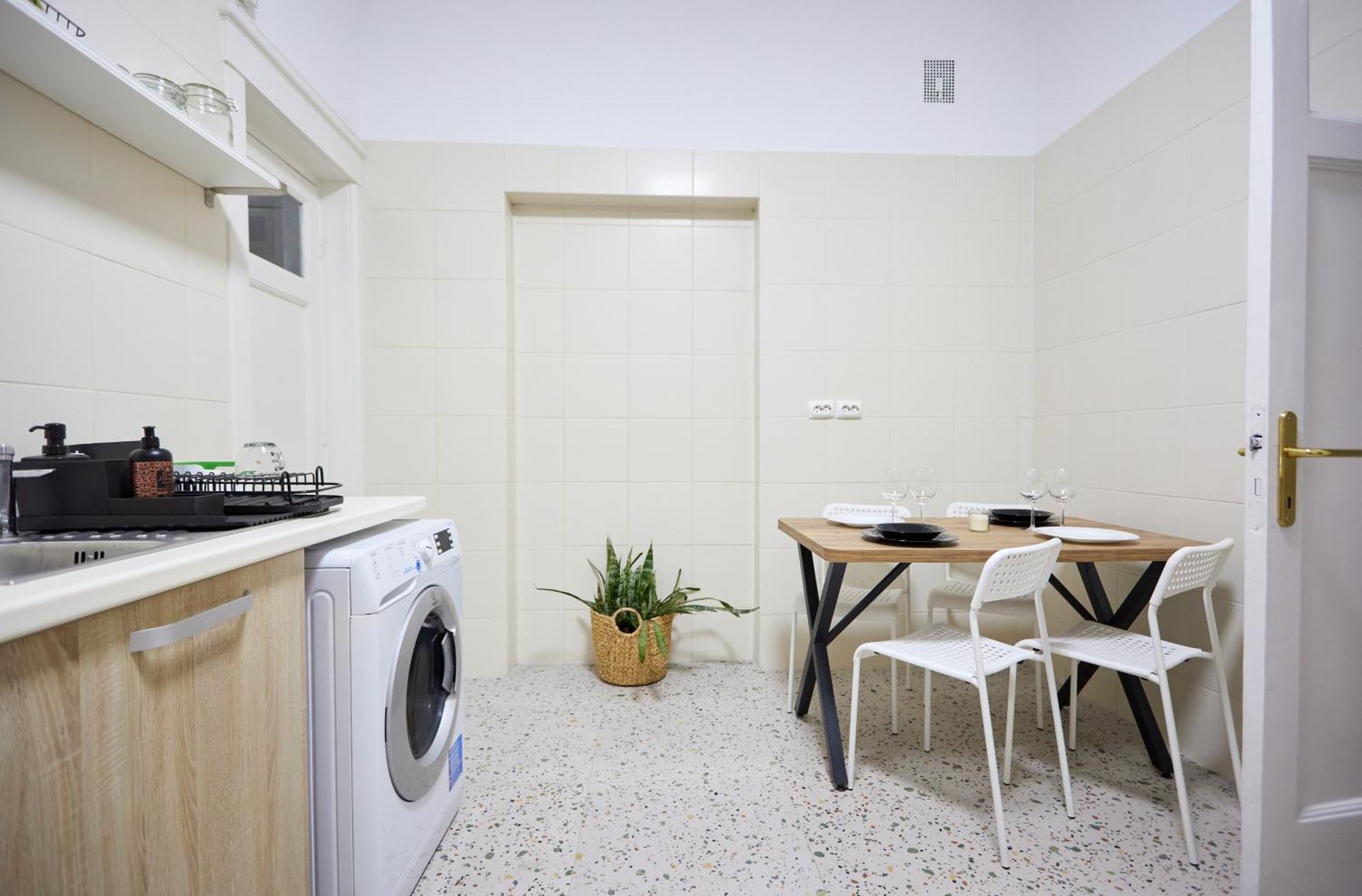Caragiale Apartment Boekarest Buitenkant foto